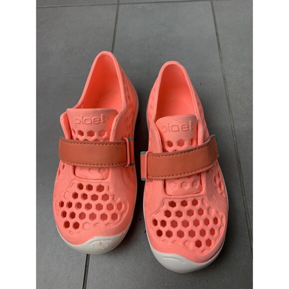 Plae Mimo Kids Water Shoes Size 10 Rubber Pinky Orange Slip On Flat Breathable - Picture 2 of 5